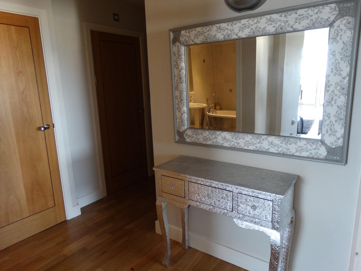 High View Serviced Apartment Cardiff Bagian luar foto