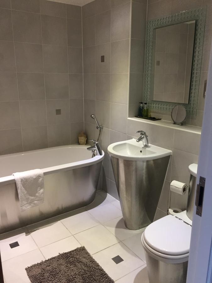 High View Serviced Apartment Cardiff Bagian luar foto