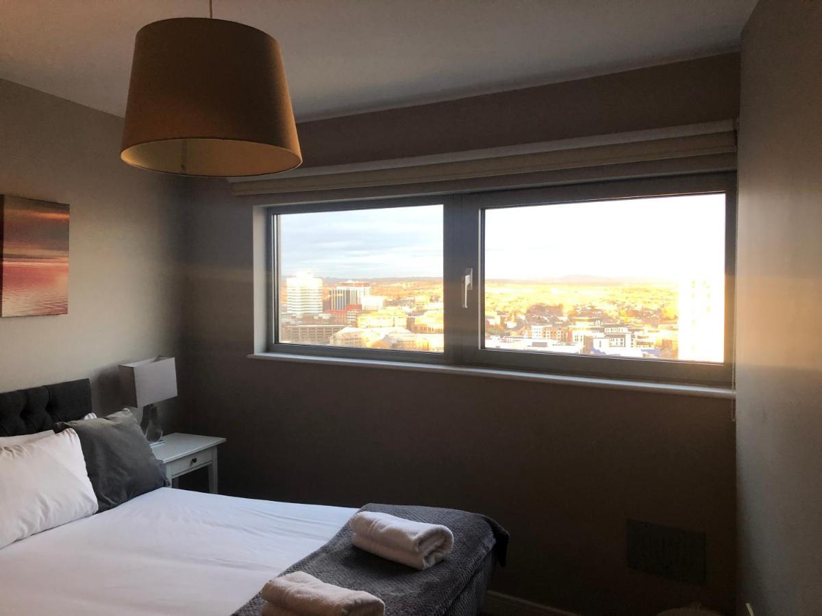 High View Serviced Apartment Cardiff Bagian luar foto